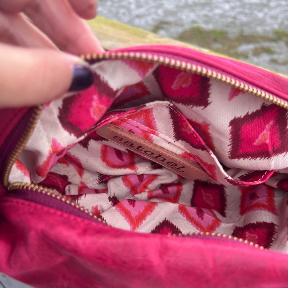 Sachel brand Raspberry Town bag size small - Picture 3 of 9